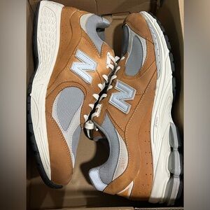 New Balance Sneakers